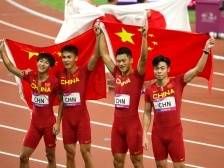 两广东飞人助力中国男子百米接力夺金，《年轻的战场》为他们响起