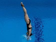 全红婵207C三个满分，连拍“九宫格”回味“水花消失术”