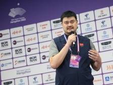 中国男篮发布会一度取消，姚明主动现身道歉