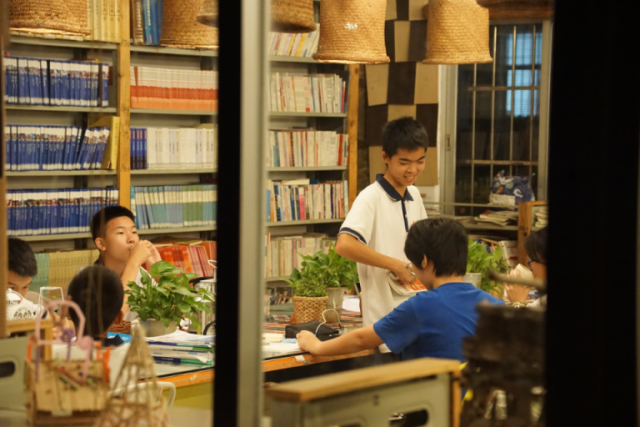 自主学习，是目前桂南学校主推的新的学习方式（邓宝盈/摄）