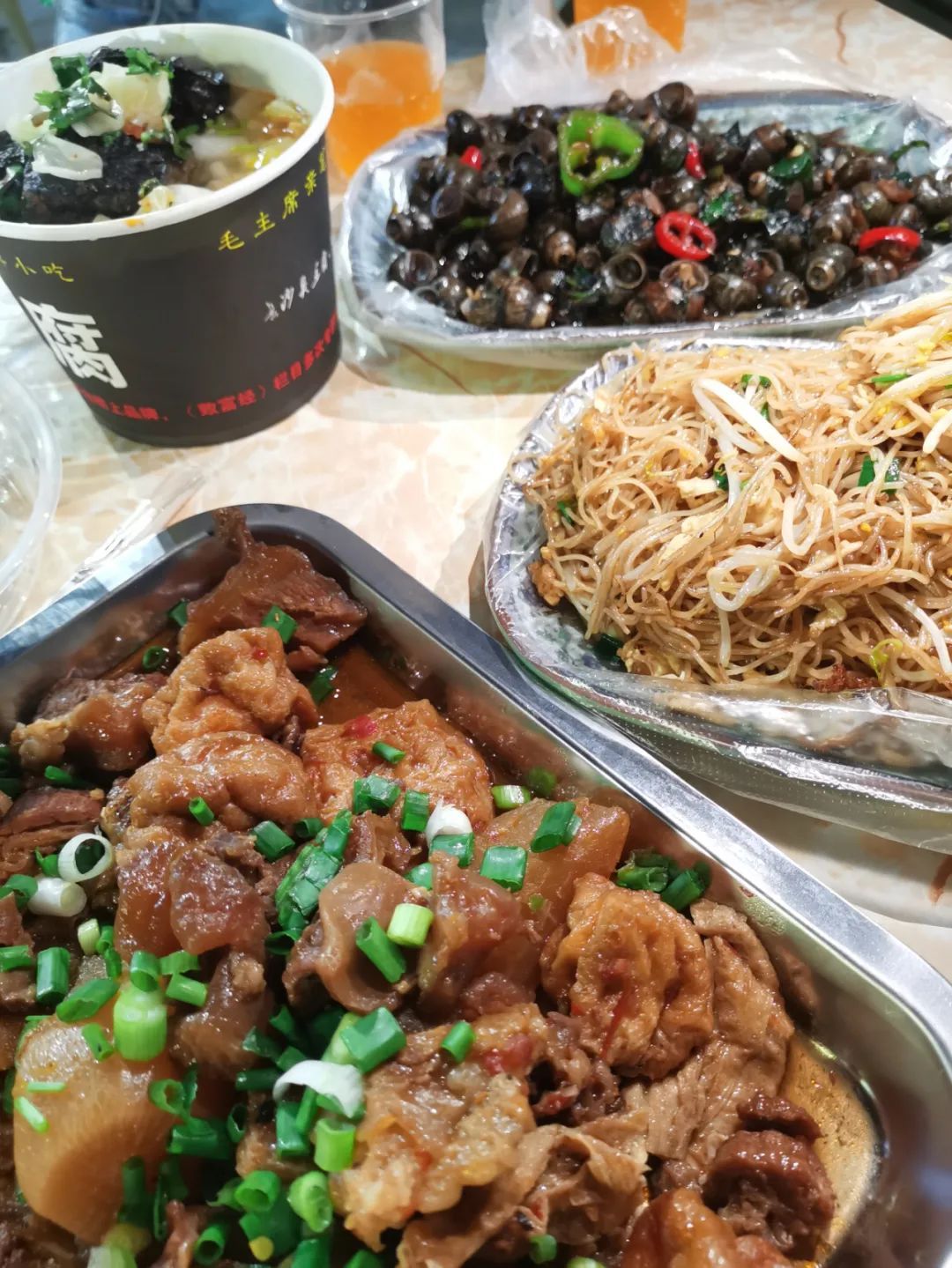 肥波小食美食。朱广晖摄