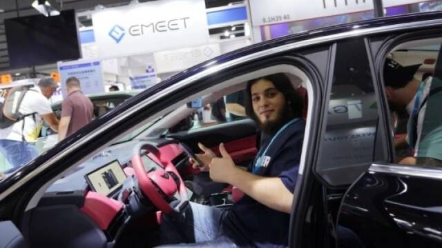 广交会人气火爆，展现中国市场机遇与开放态度