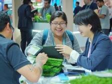 进口展参展商谈广交会：“与同行竞争让我们更专业！”