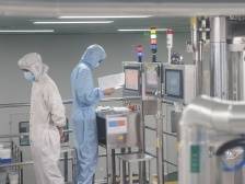 诺斯贝尔：从工厂向平台跃迁，“代工之王”成就美妆潮牌｜南头“亿变”