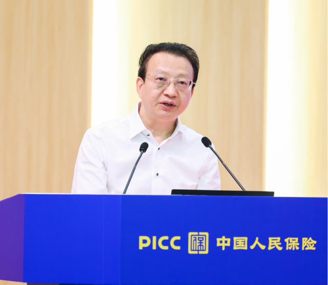 广东省地方金融监督管理局党组成员、副局长倪全宏致辞