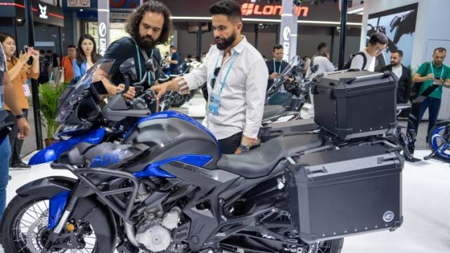 来自江门的“硬核”制造奔向“诗和远方”| 品牌说