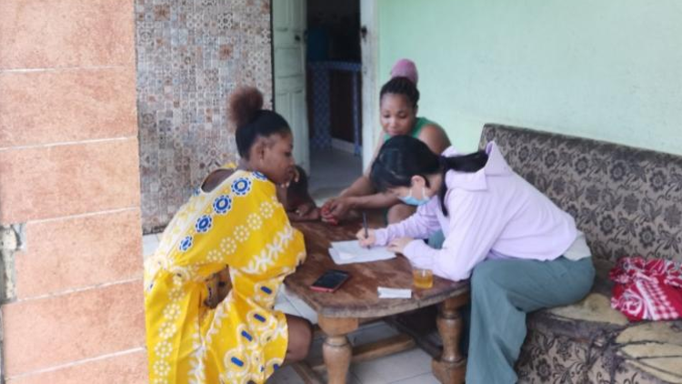 援非日记|我与赤道几内亚的姑娘们结出友谊之花