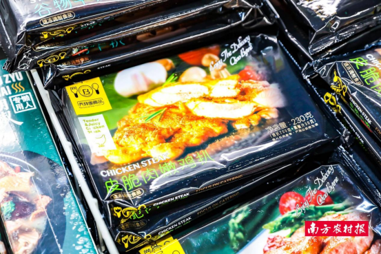 乔拜恩出品的皮脆肉嫩鸡扒、金汤酸菜鱼等预制菜产品