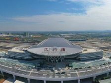 艺人古明华也来定居了，港深江生活圈照进现实