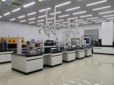 中山荣南：一根棒球棒，打出“世界波”｜南头“亿变”