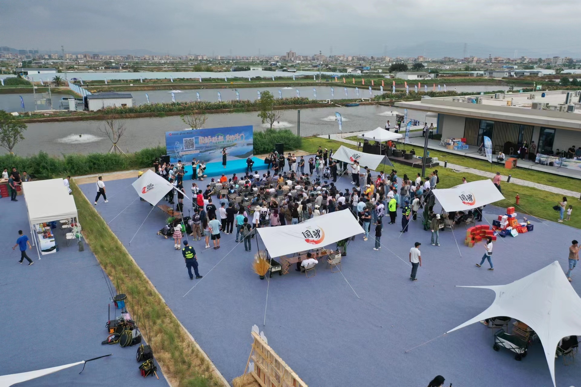 活动现场。  南方+ 关铭荣 拍摄