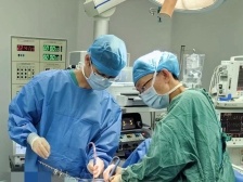 6次手术放疗多处肠瘘 ，全盆底重建告别尴尬