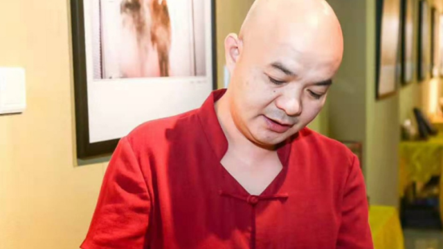 肇庆端砚代表性传承人：罗建泉