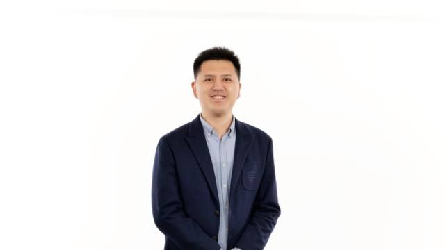 广州非物质文化遗产传播者：杨逸