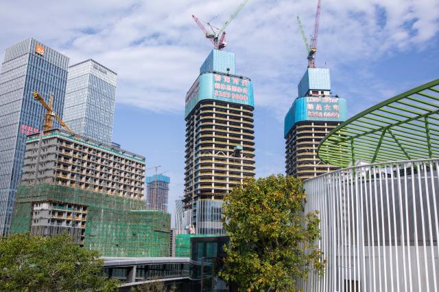 前海枢纽换乘大厅主体结构封顶,轨道上的都市圈初现