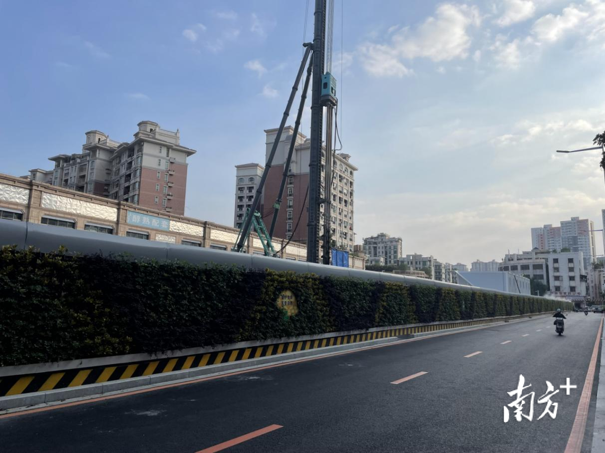 石岐站绿植围蔽及交通疏解。