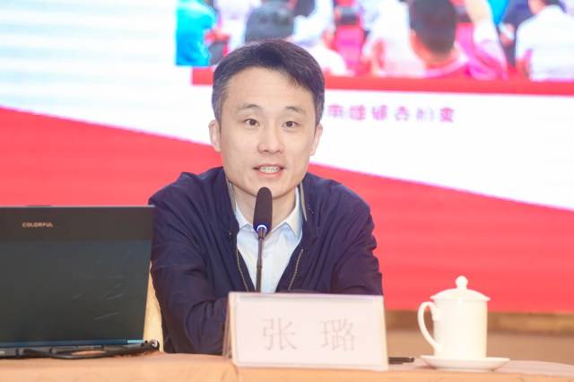 张璐解读广东农产品“12221”市场体系建设实践和创新发展。