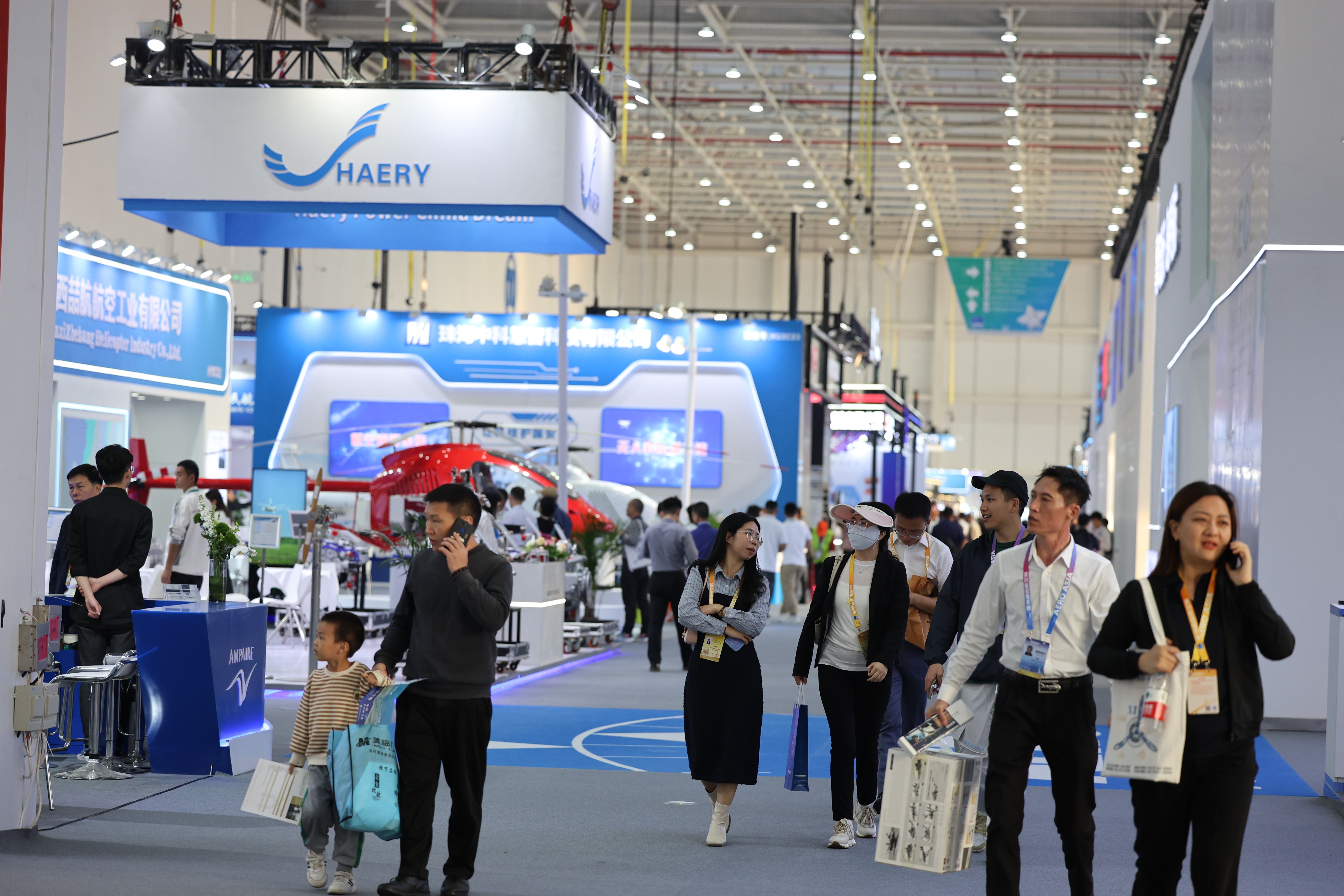 四天展期,6.8万人现场观展。 四天展期,6.8万人现场观展。