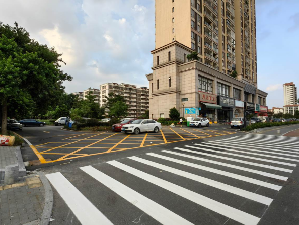 辖区划线整治工程。