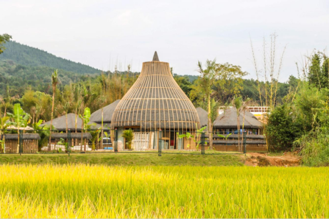 “望月怀远·东方始兴”全域旅行度假村。