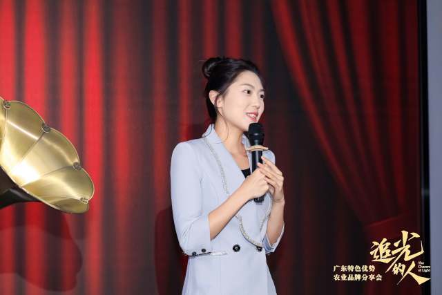 从农业记者到“渔公子”的常秦。