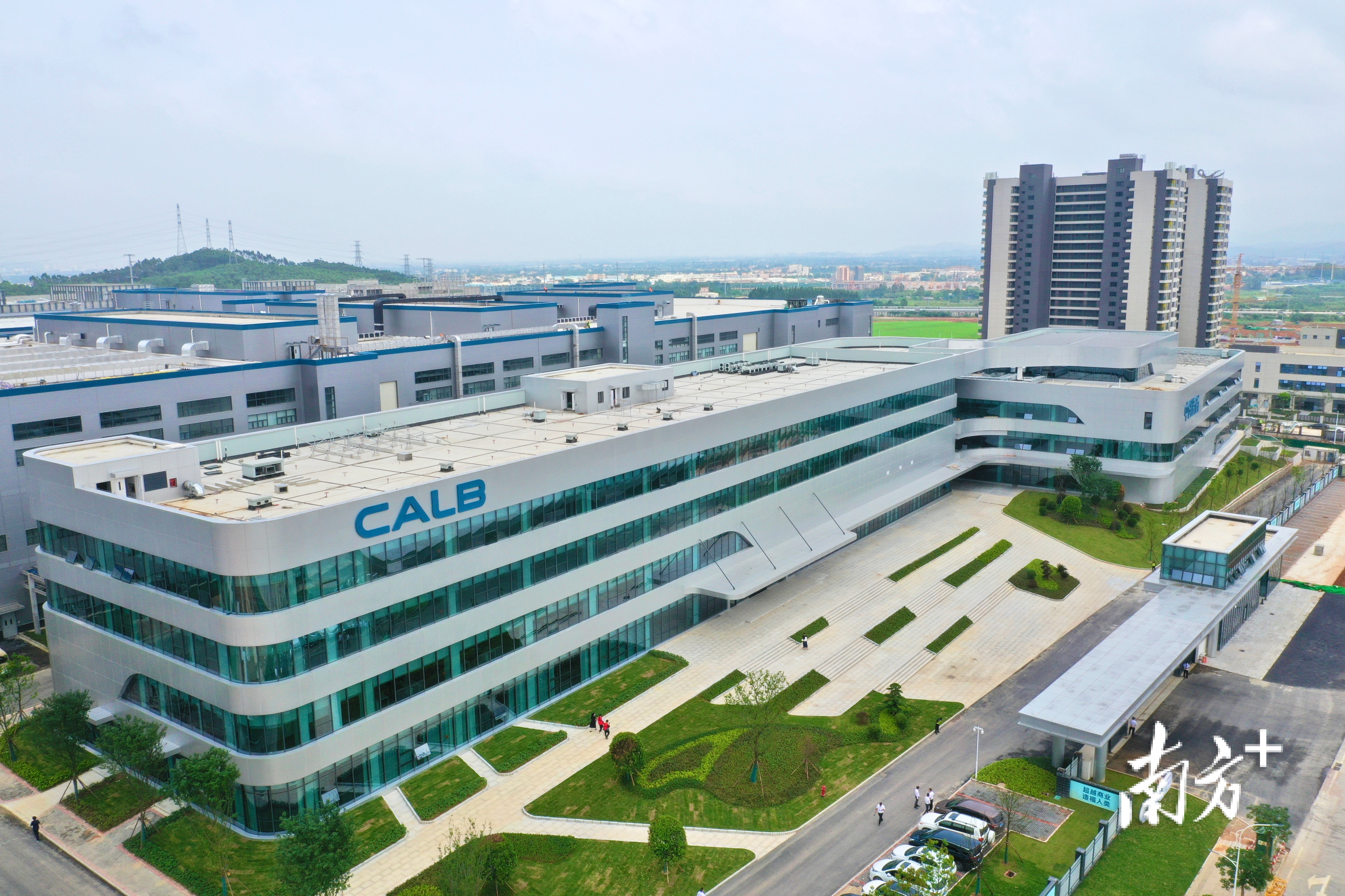 位于新会智造产业园区凤山湖园区的中创新航江门基地项目。杨兴乐摄