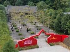 龙门永汉镇紧锣密鼓改造街道外立面｜惠州奋战“百千万工程”