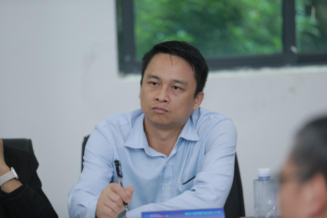 广东省农业技术推广中心畜牧师李亮担任闭门会主持人