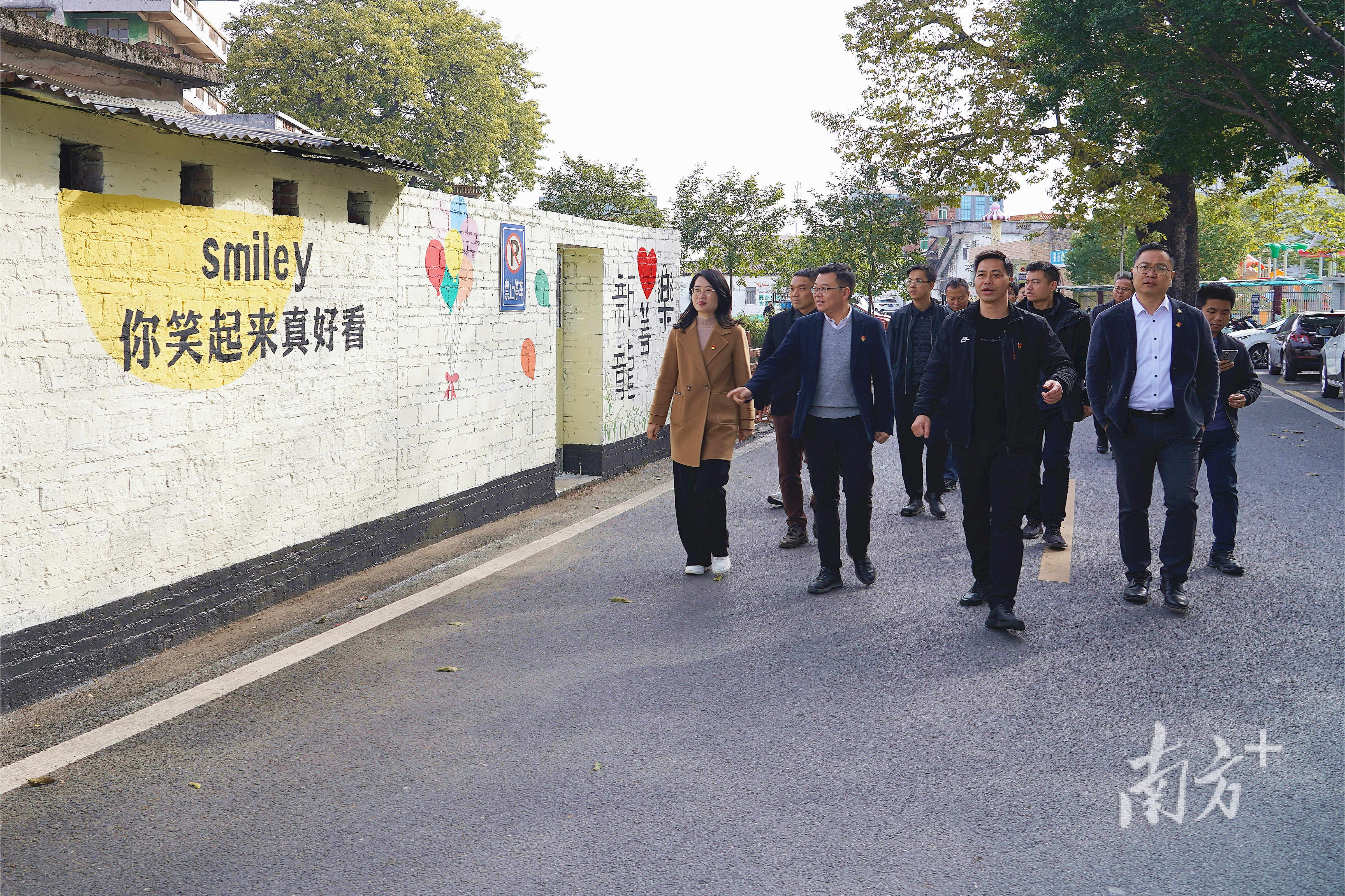 九江调研组到中部片区调研。 九江调研组到中部片区调研。