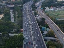 元旦客流总量预计将超10万人次，白云边检发布出行提醒