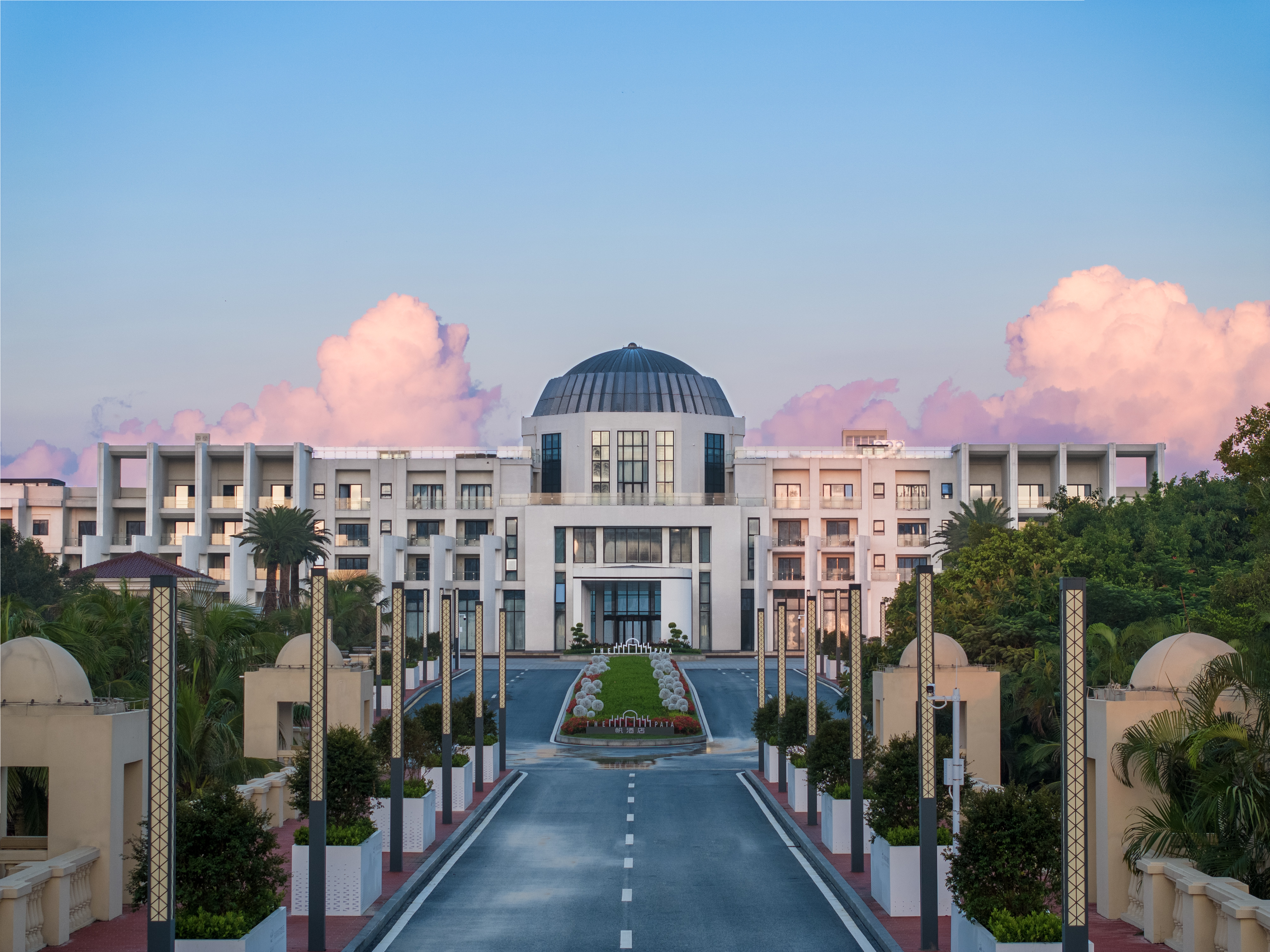 珠海太阳鸟游艇制造有限公司。