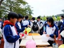 师生创意迎新年，东莞各校园又“暖”又“燃”｜莞邑校园汇