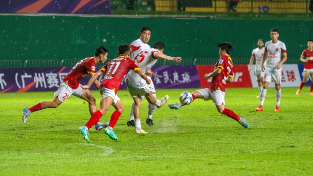 开放冠名、增加外援名额、允许异地搬迁……如何解读联赛新政？