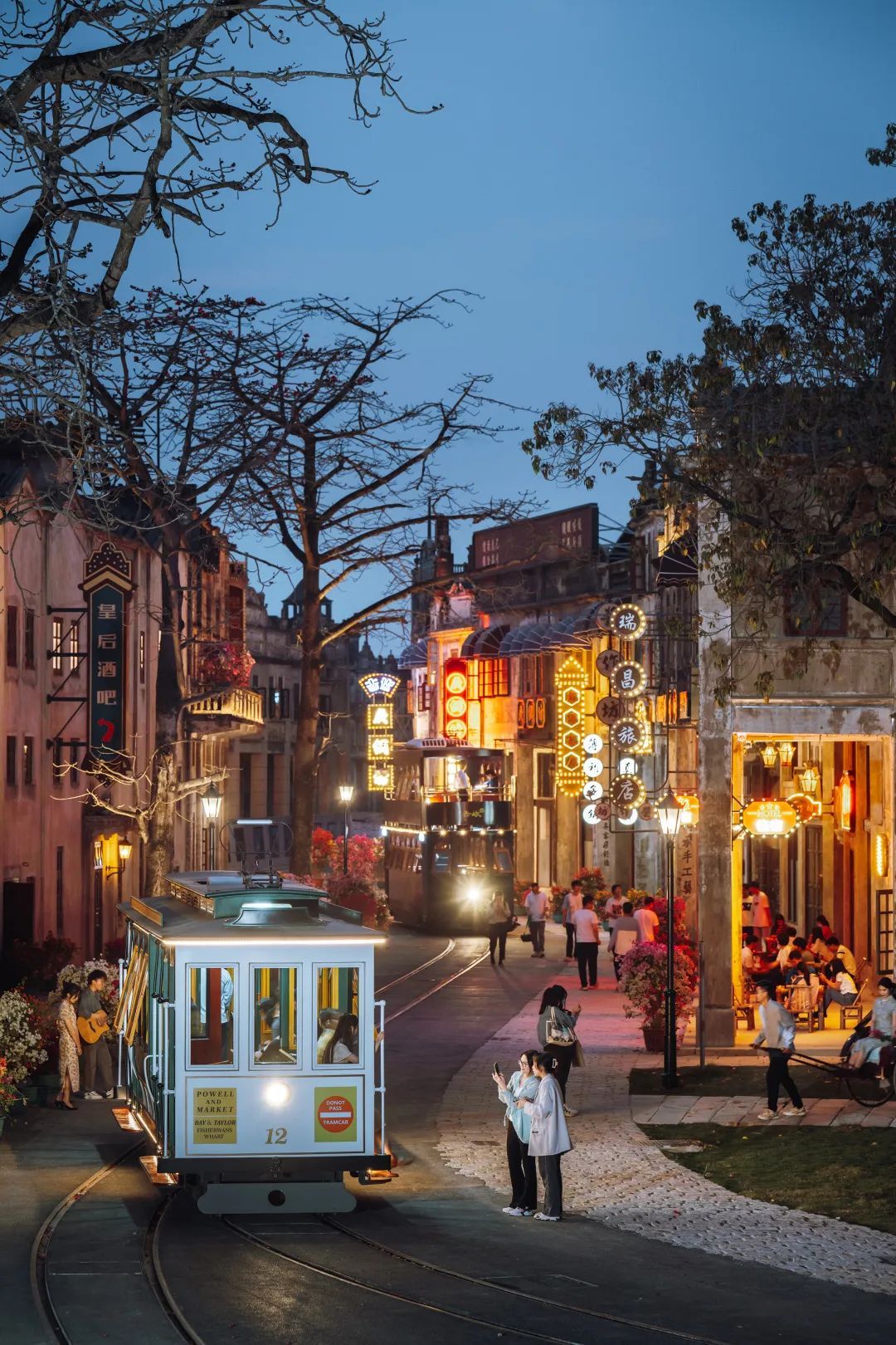 赤坎华侨古镇。