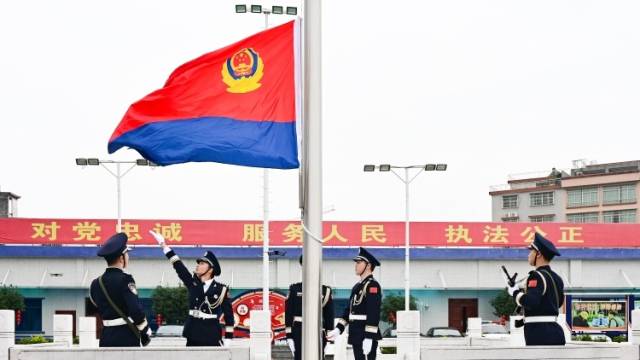 节日快乐！致敬守护连州平安的你们