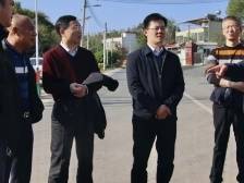 浈江区委书记、区长鲁锦锋带队调研“百千万工程”典型镇村培育工作