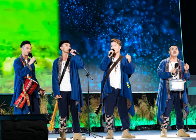 2023广东乡村歌手大赛冠军“大永宁组合”。吴秒衡 摄