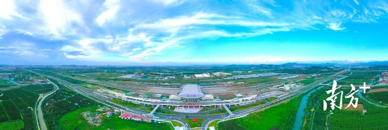 珠西综合交通枢纽江门站是全省第四大铁路枢纽。杨兴乐摄