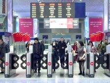 多图直击｜东莞春运首日：道路交通顺畅，北上客流现小高峰