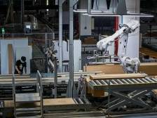 每天生产5000个不同产品，批量与定制如何兼得｜走读标识