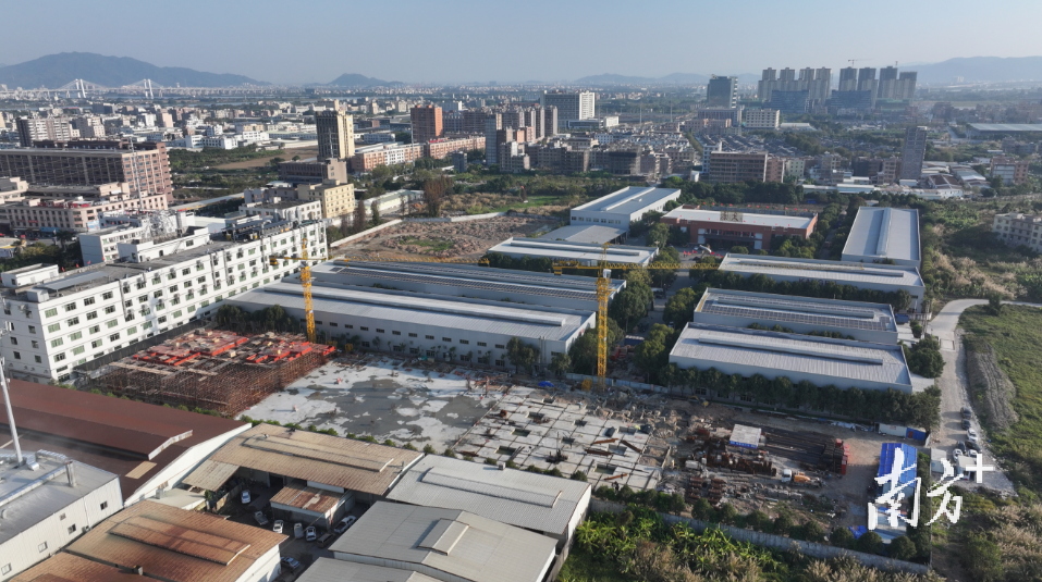 华能达“高标厂房”建设现场。黄伟旭 摄
