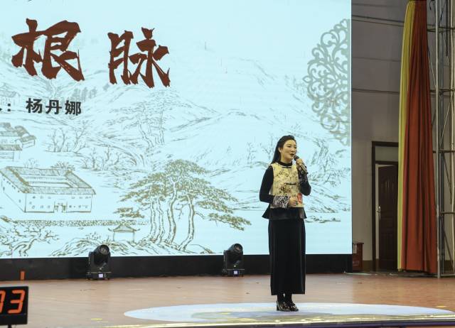“凝青聚力”共赴“百千万”！龙川县举行青年主题演讲比赛