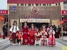 泡温泉、逛围楼、赏国兰、爬莲花山……汕头莲华镇邀你一起过大年|让家乡出圈