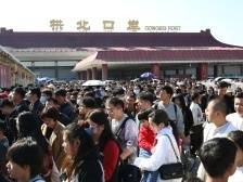 春节前五天，珠海边检总站查验量创历史峰值