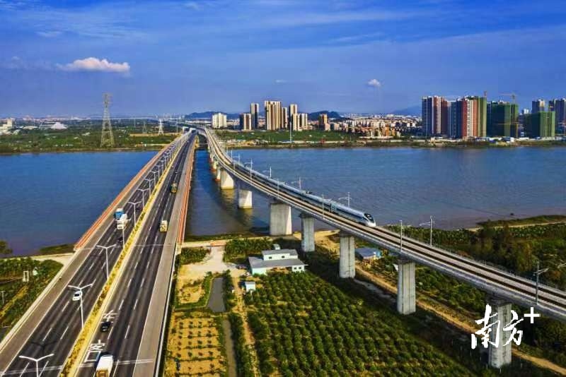 新会将全面融入大湾区1小时经济生活圈。黄健 摄
