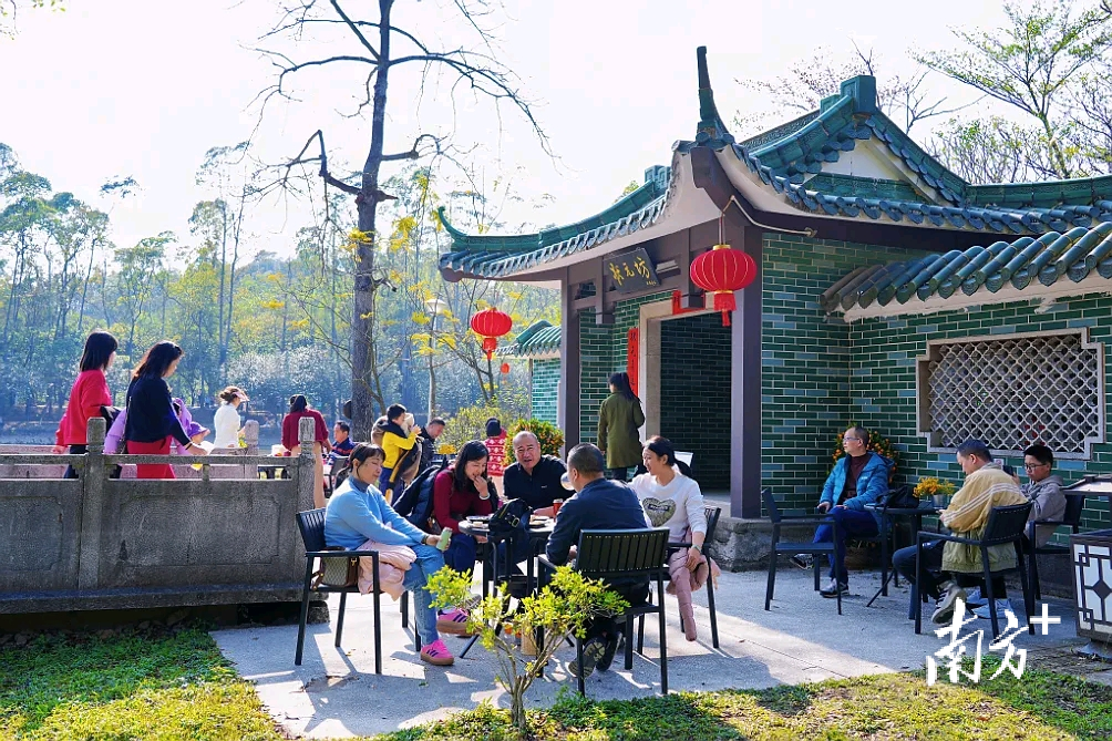 鹤山大雁山状元坊。