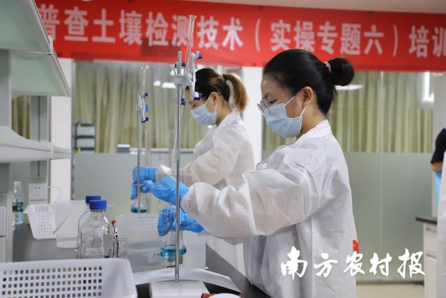 省级质控实验室组织检测技术实操考核。 省级质控实验室组织检测技术实操考核。