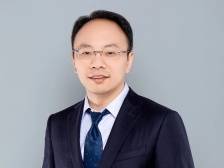 开学第一课｜龙岗区龙城高级中学（教育集团）校长姚亮：做高素养的现代中国人