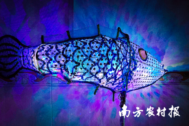 斑鱼(口号:五彩斑斓映人间,吉祥如意永相伴。) 斑鱼(口号:五彩斑斓映人间,吉祥如意永相伴。)