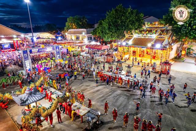 图片来源:泰国乌隆府本头公妈英歌队